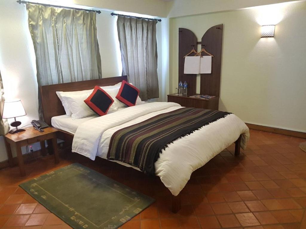 Khwapa Chhen Hotell Bhatgoan Exteriör bild